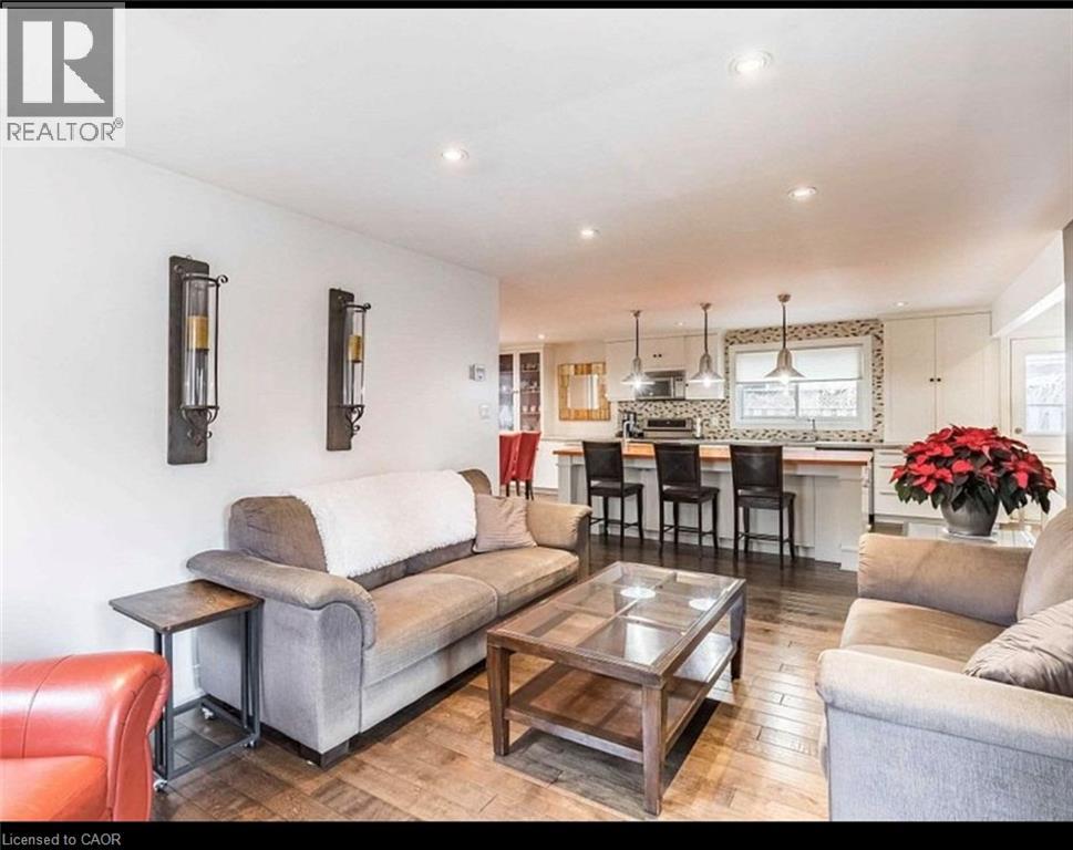 50 Lorraine Crescent Property Photo 12
