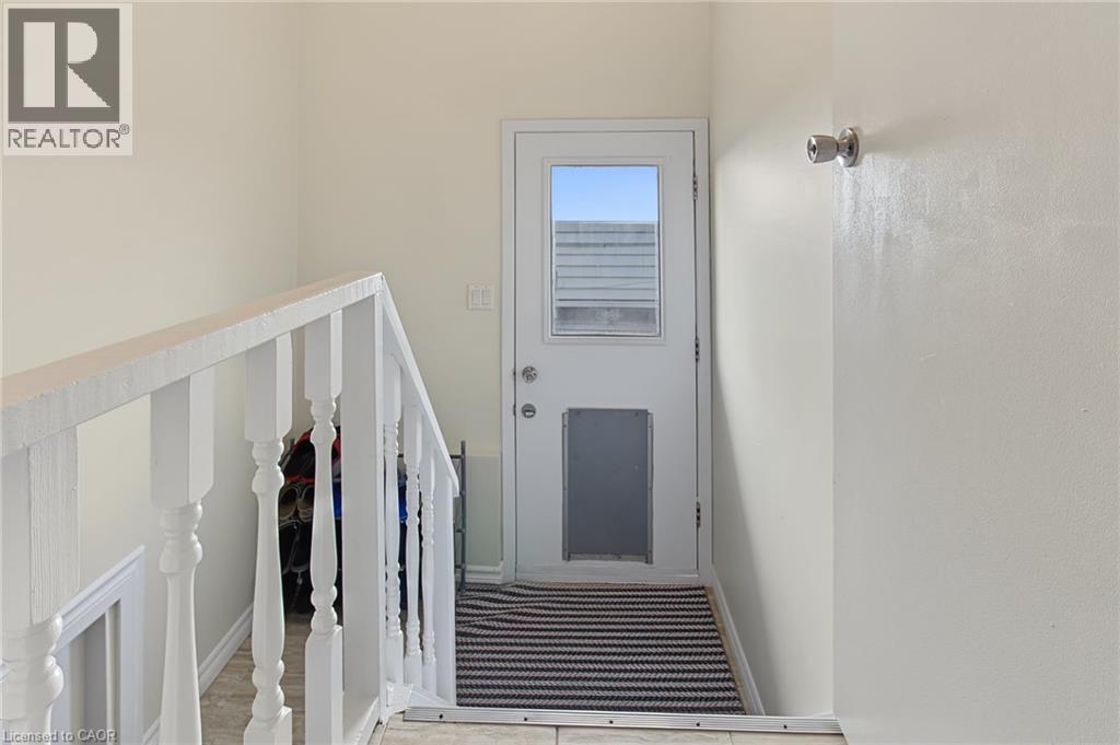 35 Garden Crescent Property Photo 22