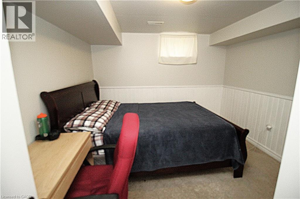 35 Garden Crescent Property Photo 27