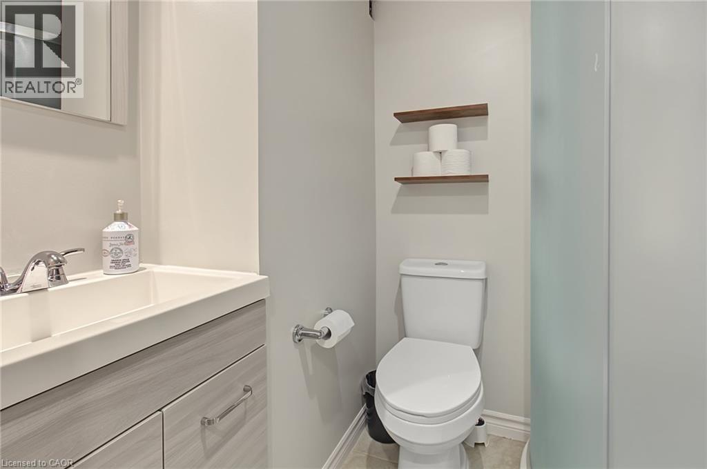 35 Garden Crescent Property Photo 30