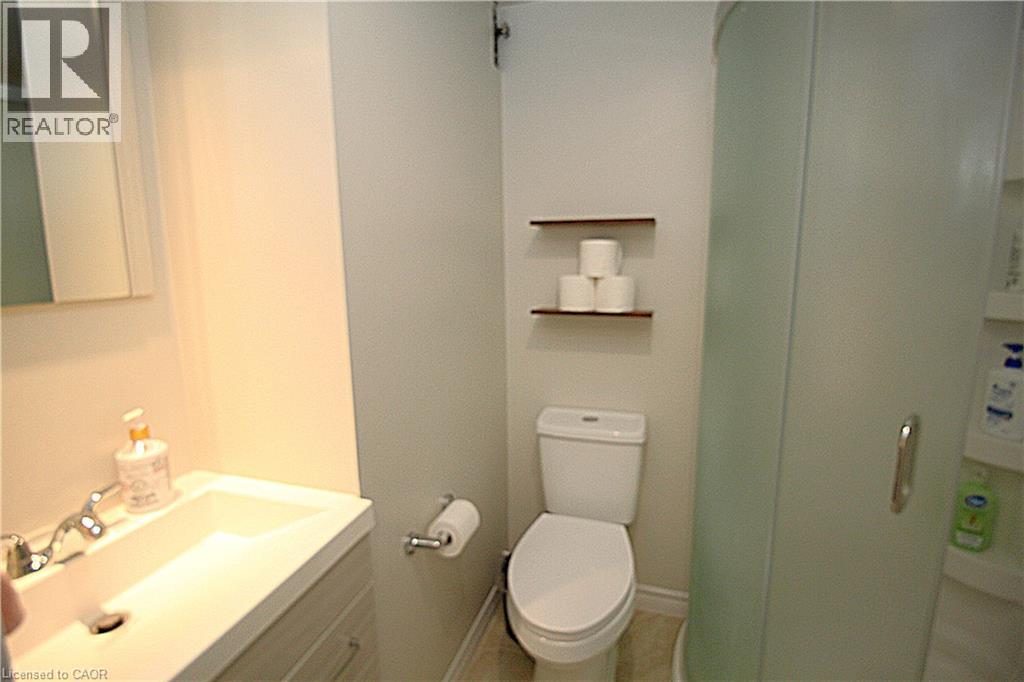 35 Garden Crescent Property Photo 31