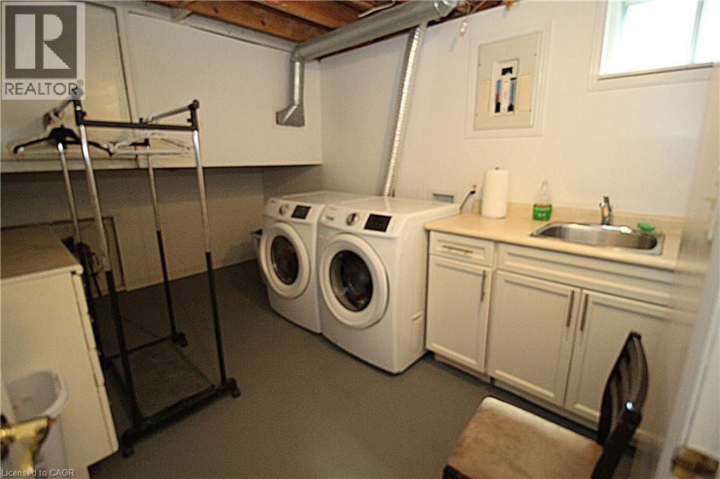 35 Garden Crescent Property Photo 33