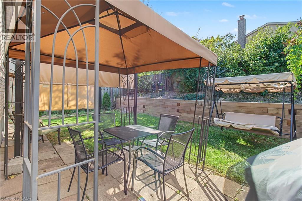 35 Garden Crescent Property Photo 37
