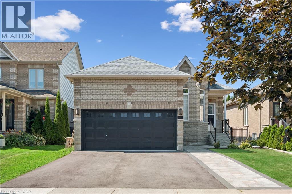 27 Spruce Boulevard Property Photo 1