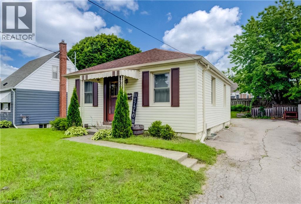 34 St Clair Avenue Property Photo 4
