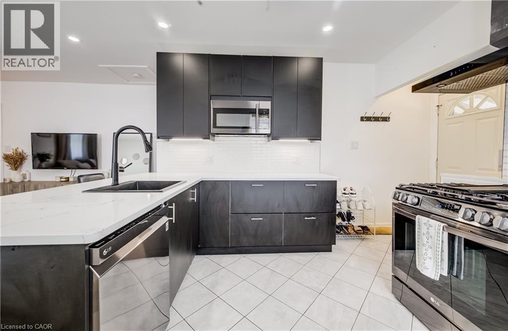 34 St Clair Avenue Property Photo 11