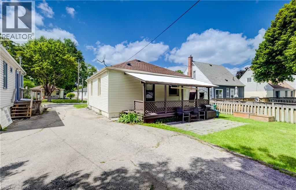 34 St Clair Avenue Property Photo 25