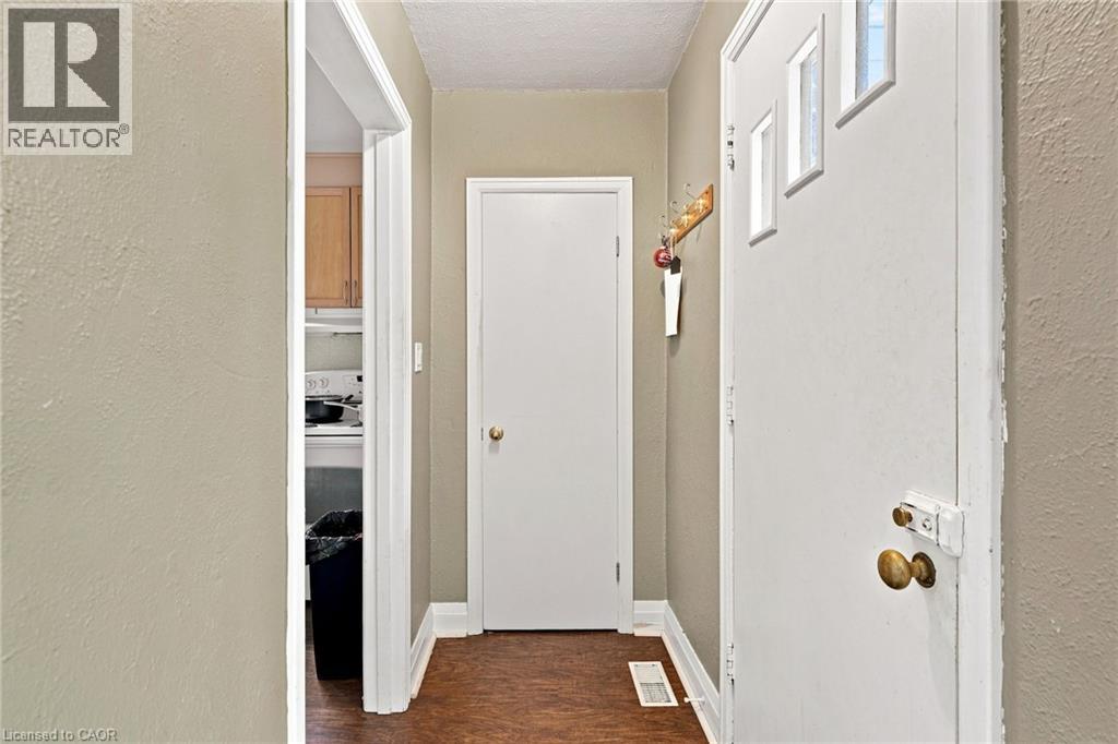 299 West 5th Street Property Photo 11
