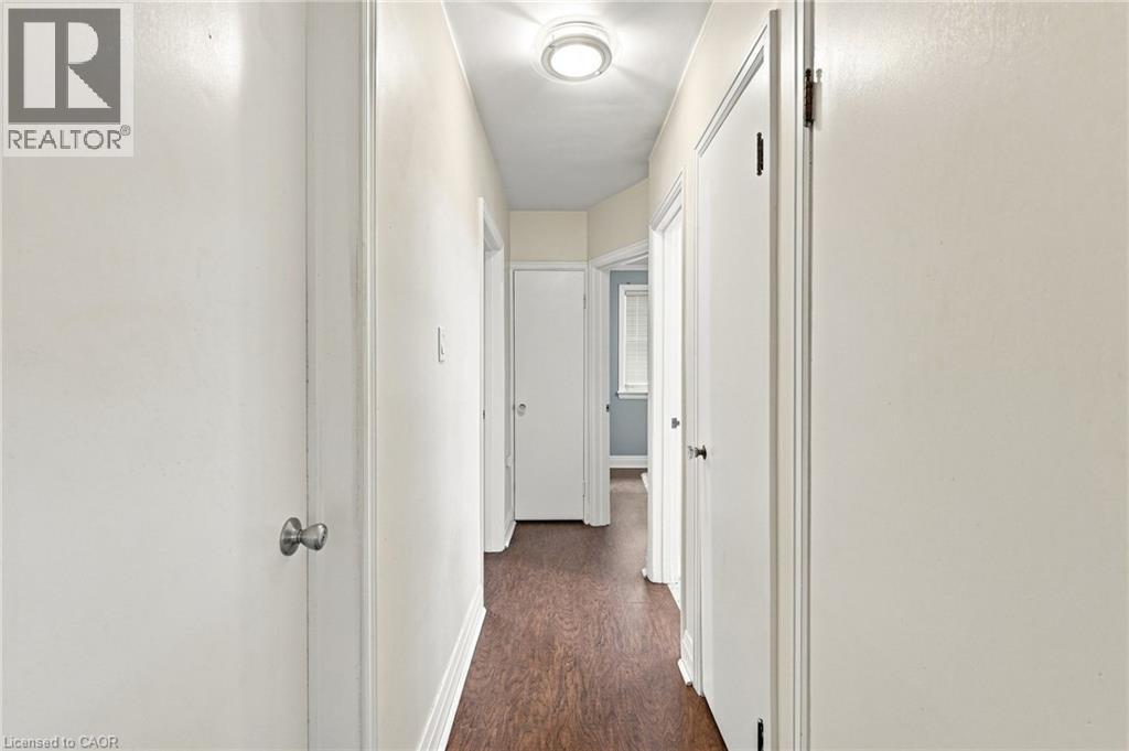 299 West 5th Street Property Photo 17
