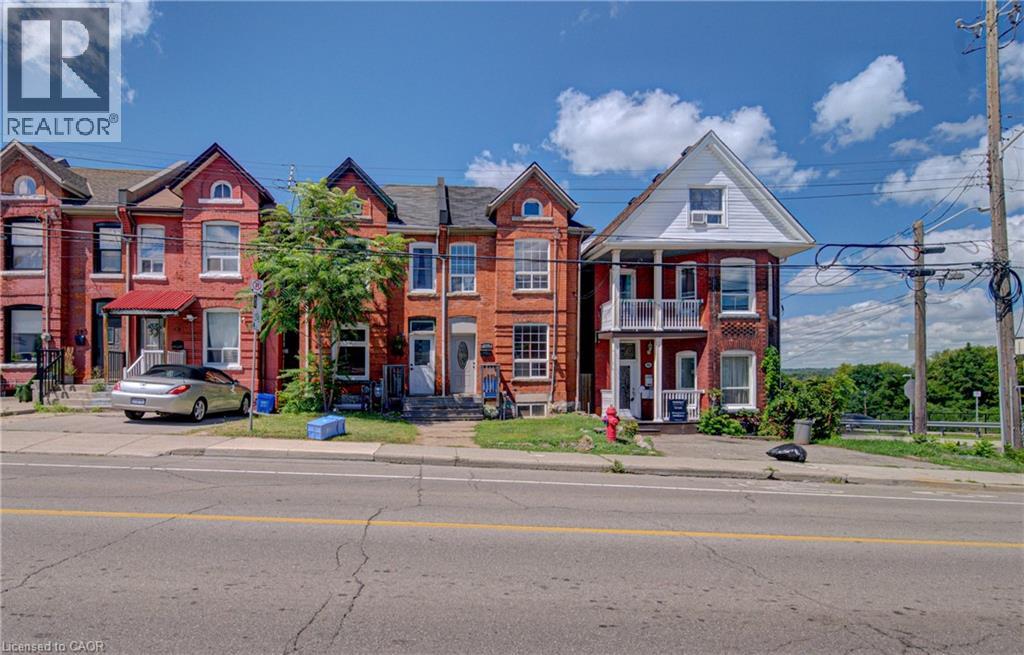 299 Bay Street N Property Photo 1