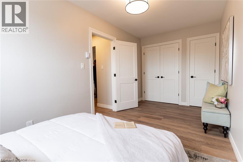 71 King George Road Unit# 201 Property Photo 5