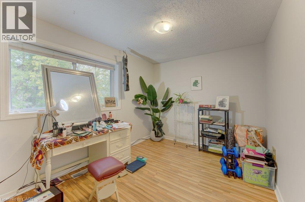 174 Glen Road Property Photo 10