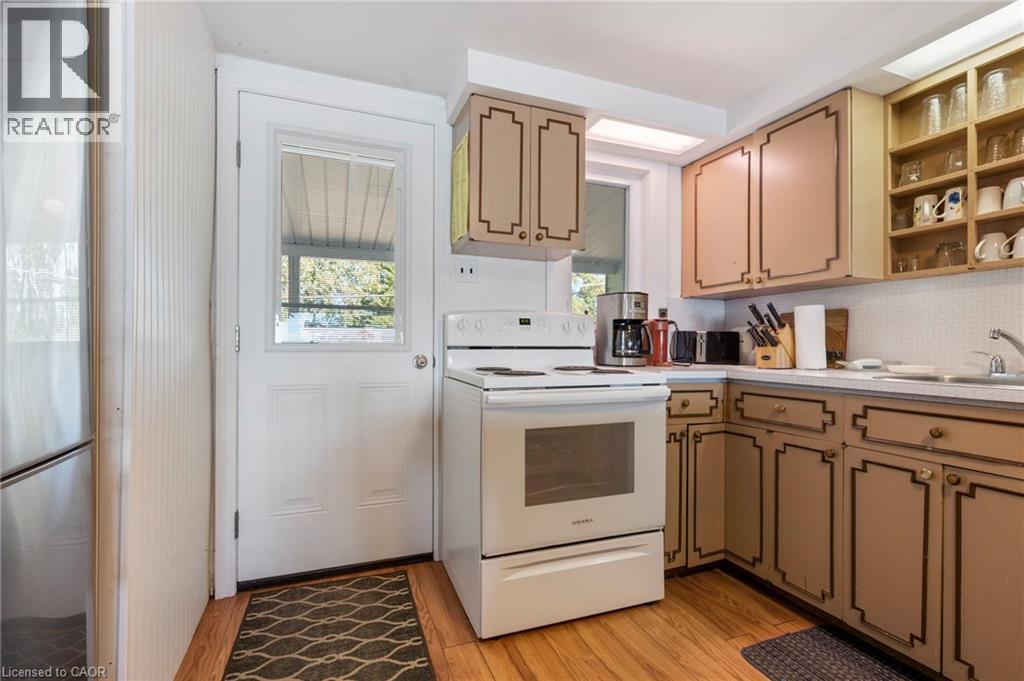 37 Woodstock Avenue Property Photo 7