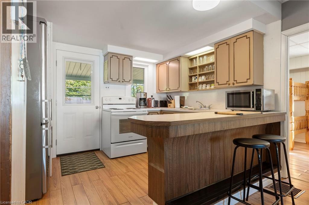 37 Woodstock Avenue Property Photo 8
