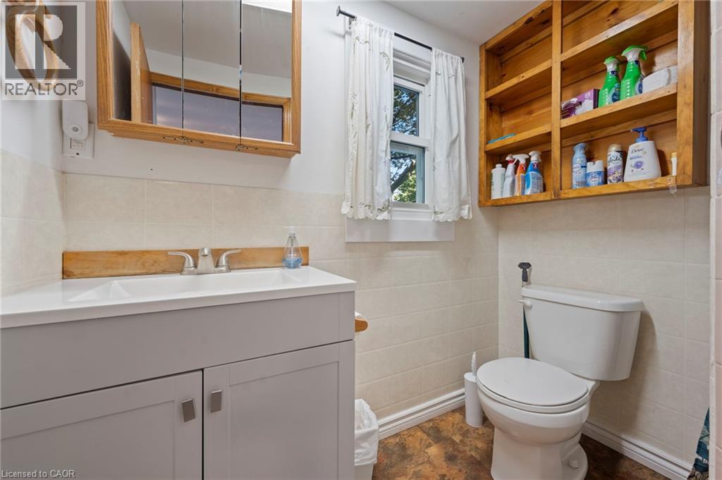 37 Woodstock Avenue Property Photo 16