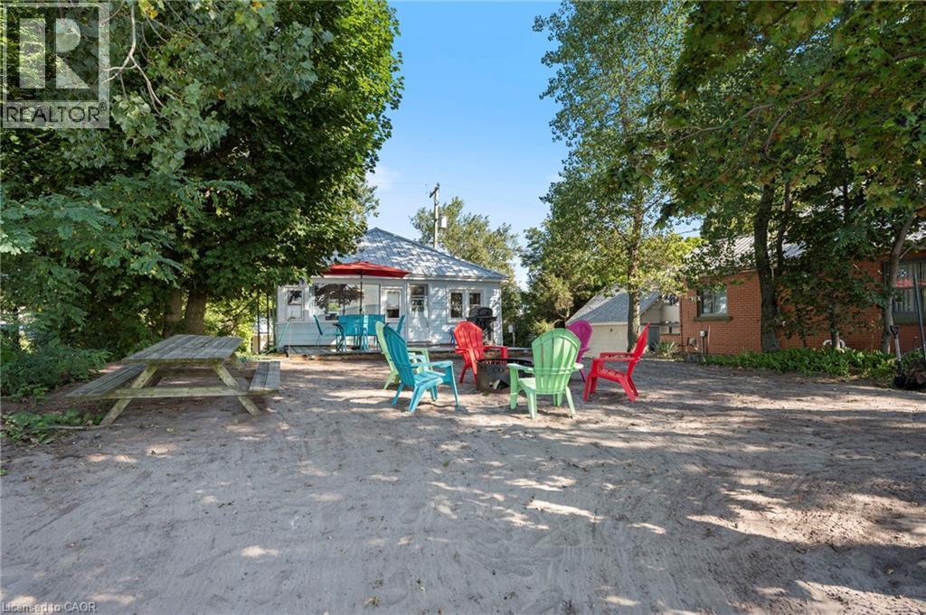 37 Woodstock Avenue Property Photo 23