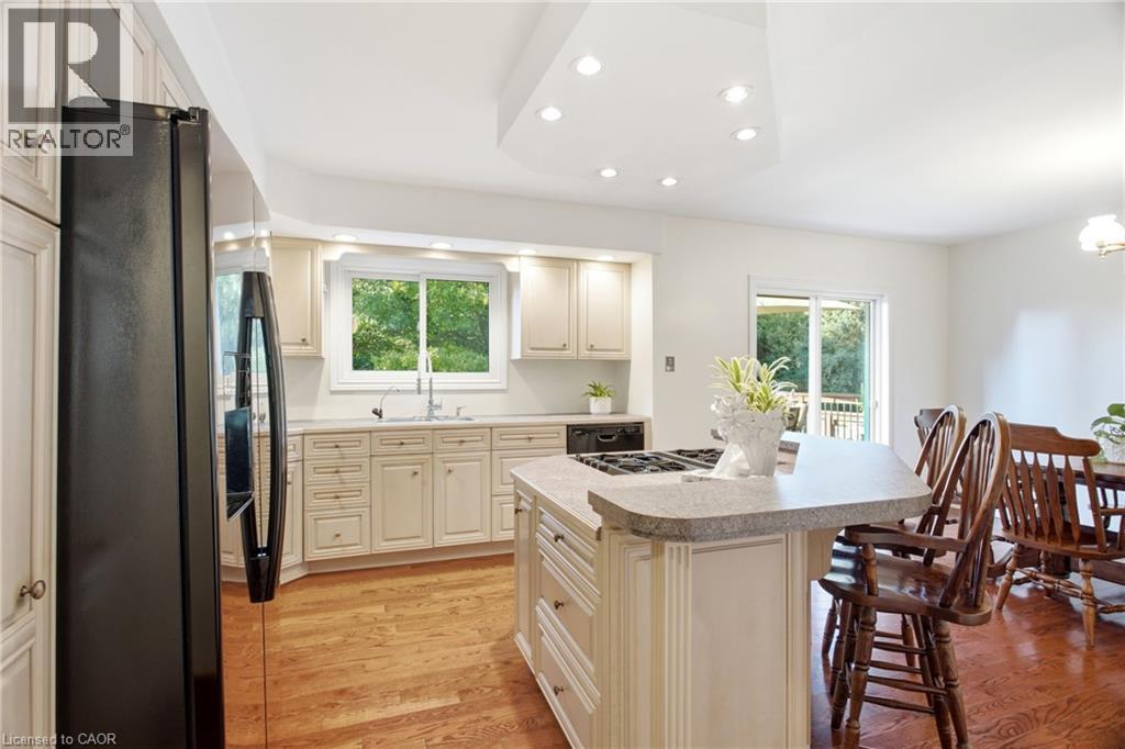 25 Alice Crescent Property Photo 17