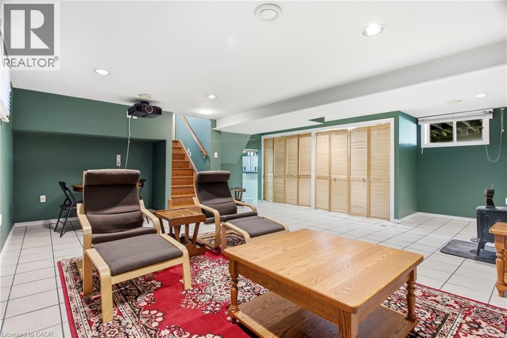 25 Alice Crescent Property Photo 30