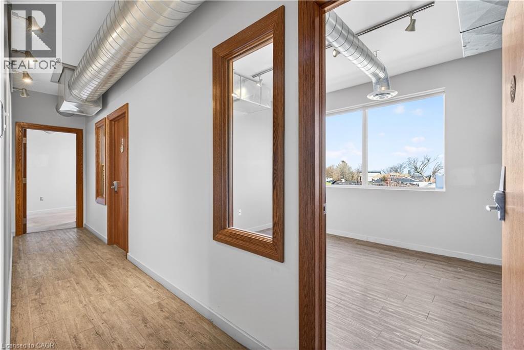 435 York Boulevard Unit# Upper Floor Units Property Photo 24