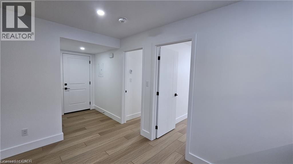 34 Orchard Drive Unit# Lower Property Photo 2
