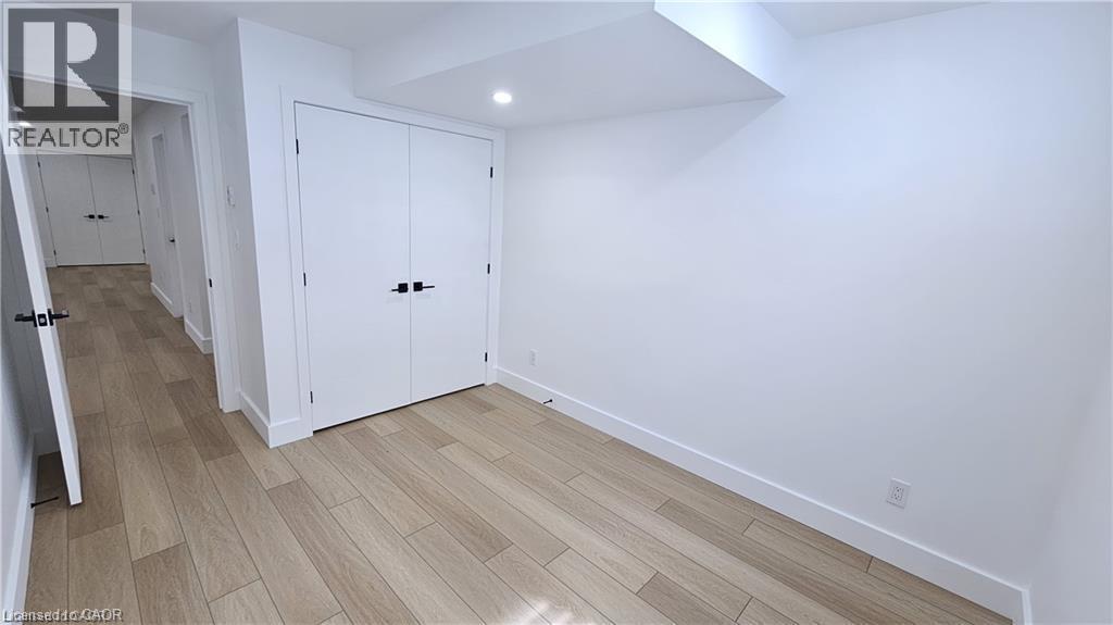 34 Orchard Drive Unit# Lower Property Photo 4