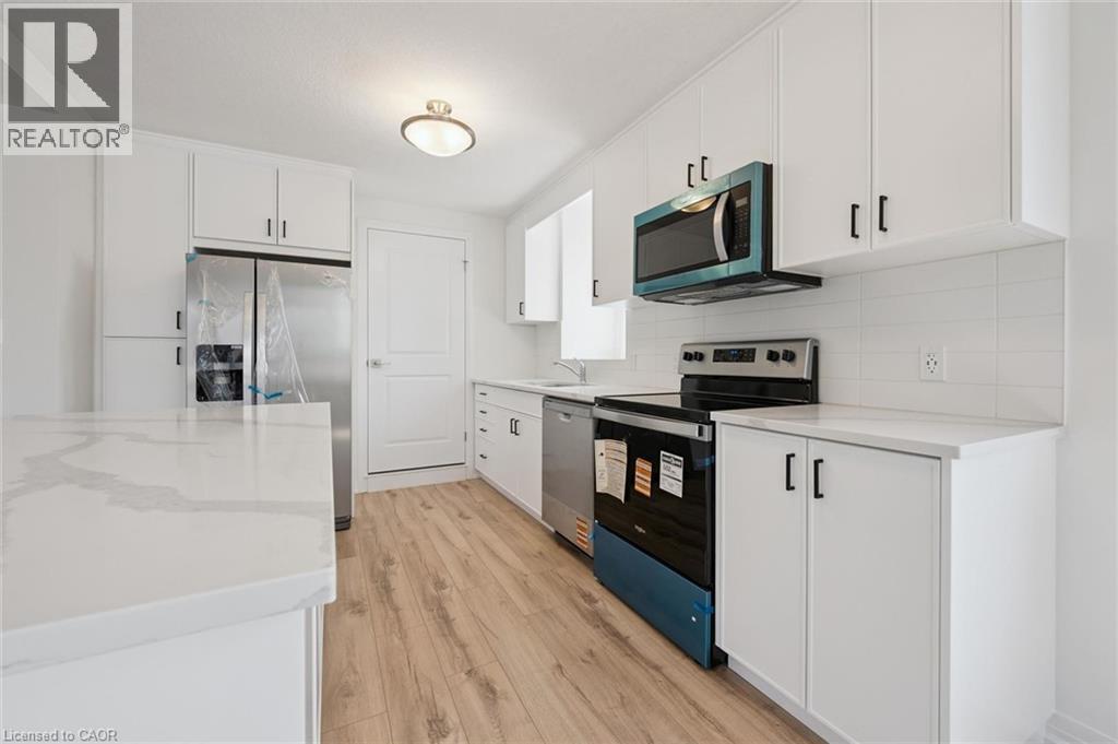 525 Erinbrook Drive Unit# B047 Property Photo 19