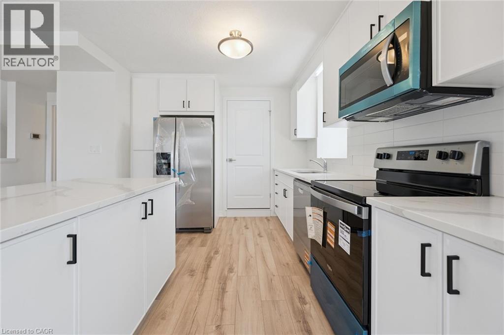525 Erinbrook Drive Unit# B047 Property Photo 20