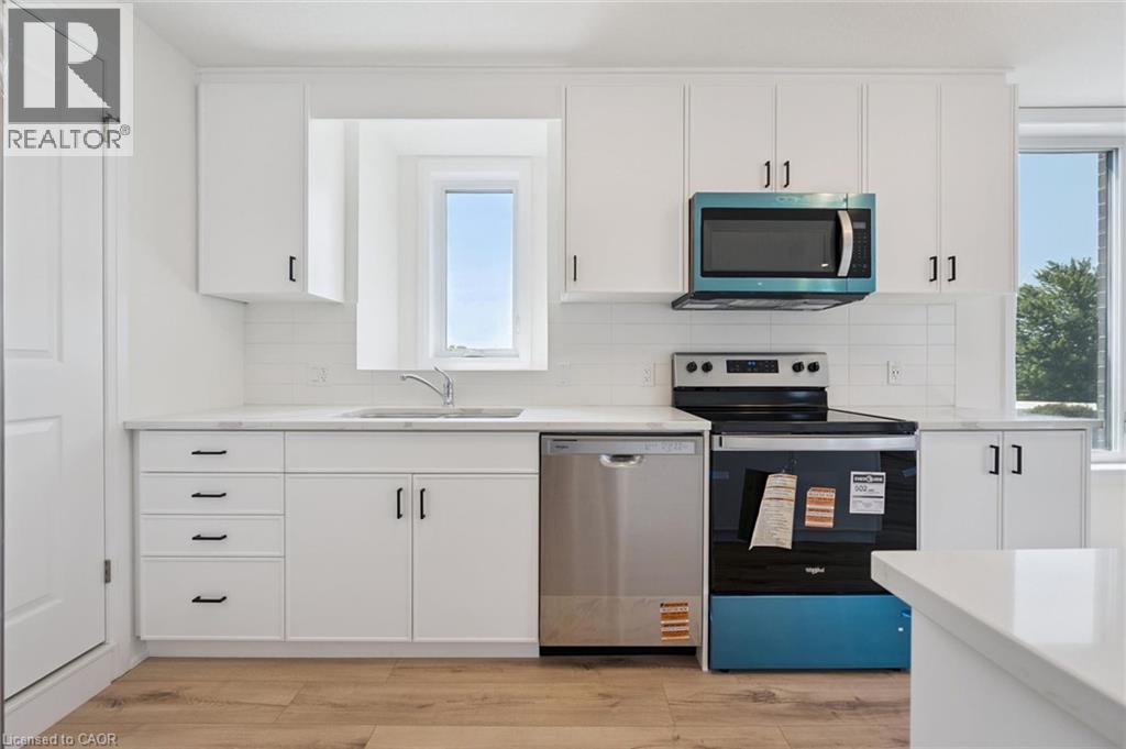 525 Erinbrook Drive Unit# B047 Property Photo 21