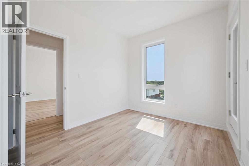 525 Erinbrook Drive Unit# B047 Property Photo 43