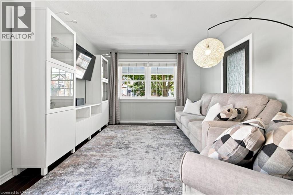 45 Rodman Street Property Photo 11