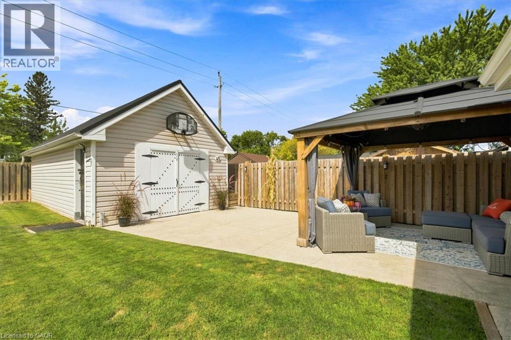45 Rodman Street Property Photo 40