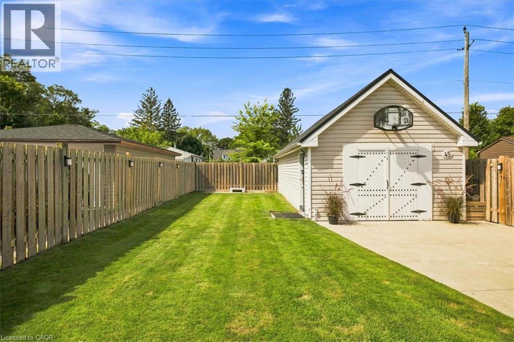 45 Rodman Street Property Photo 41