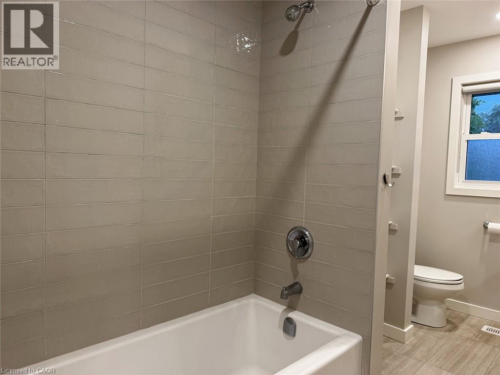 175 West 27th Street Unit# Main Floor Property Photo 7