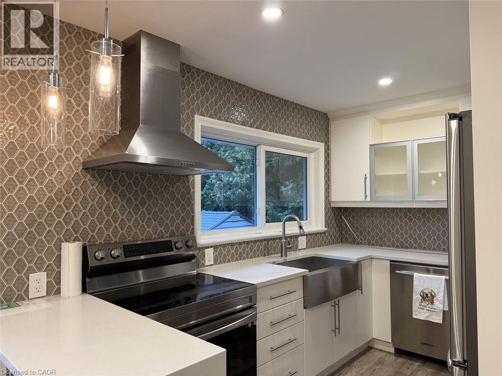 175 West 27th Street Unit# Main Floor Property Photo 15