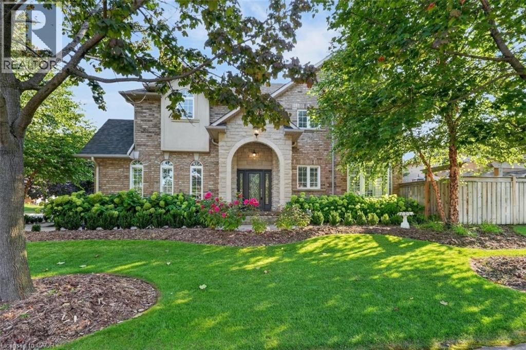 37 HICKORY Crescent
