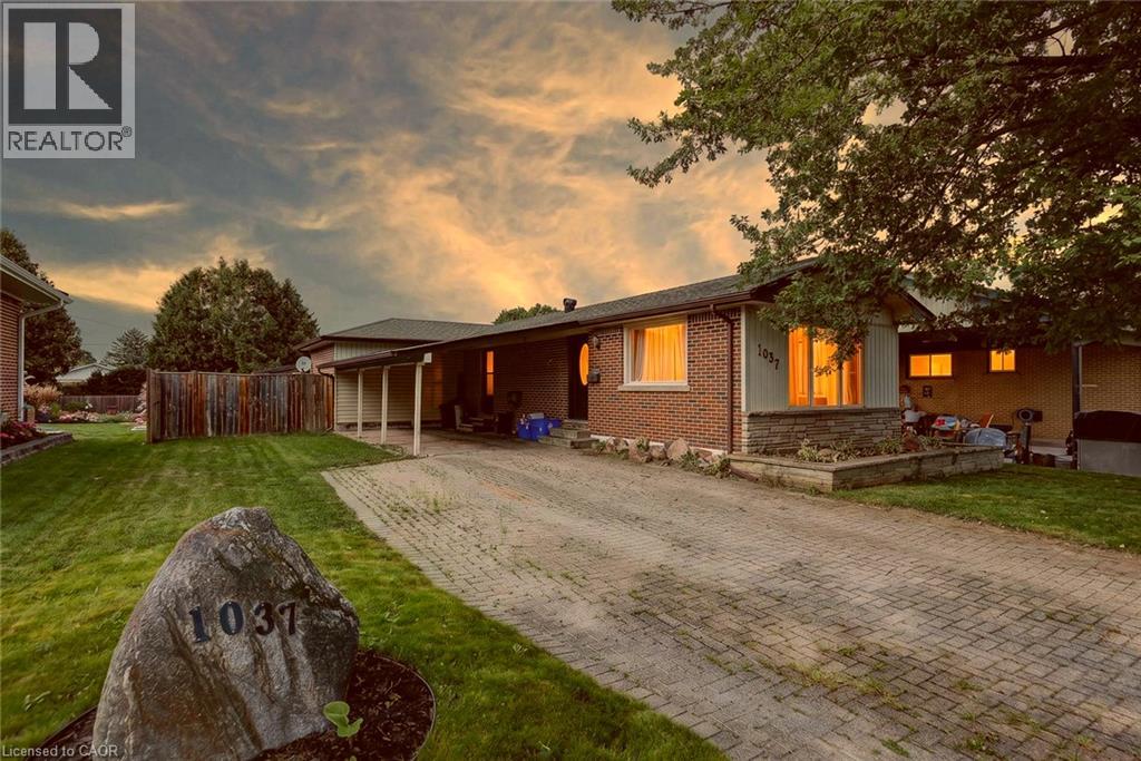 1037 Warwick Street Property Photo 1