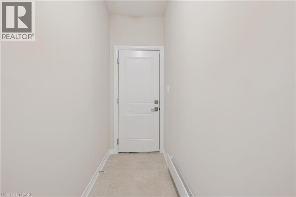 525 Erinbrook Drive Unit# B046 Property Photo 5