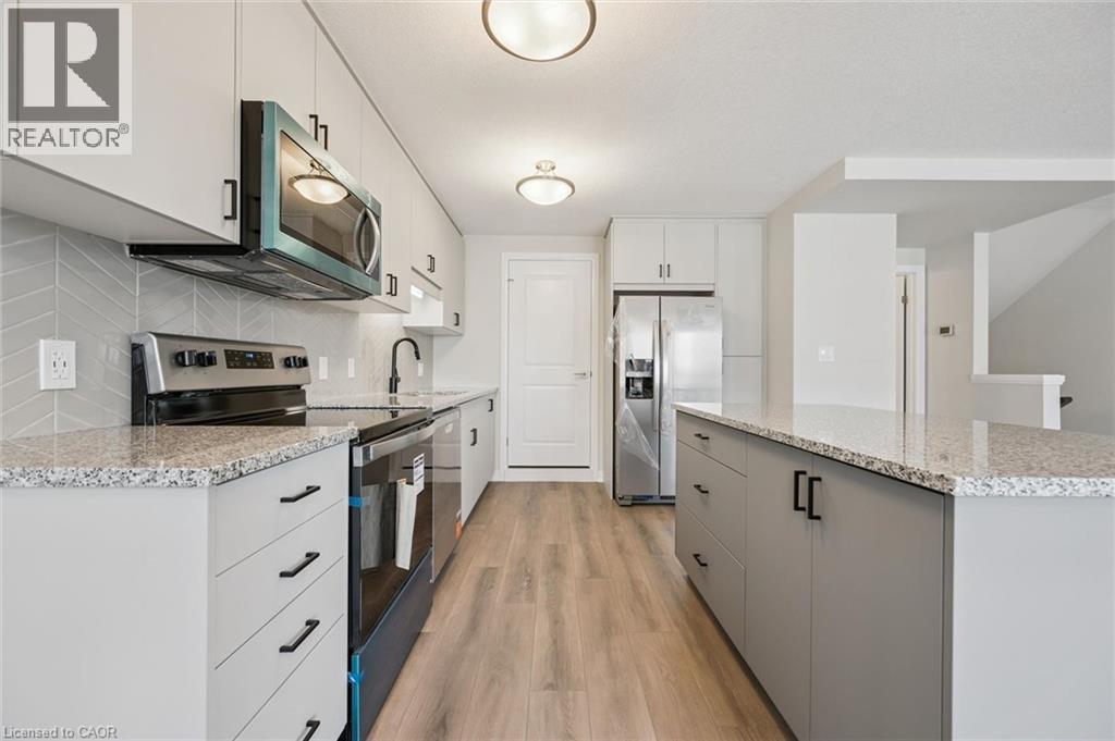 525 Erinbrook Drive Unit# B046 Property Photo 16