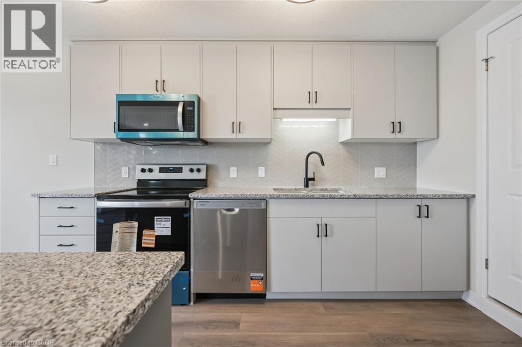 525 Erinbrook Drive Unit# B046 Property Photo 18