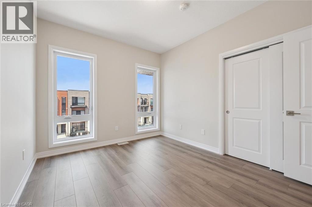 525 Erinbrook Drive Unit# B046 Property Photo 31