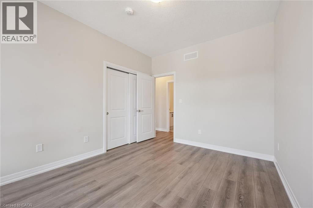 525 Erinbrook Drive Unit# B046 Property Photo 32