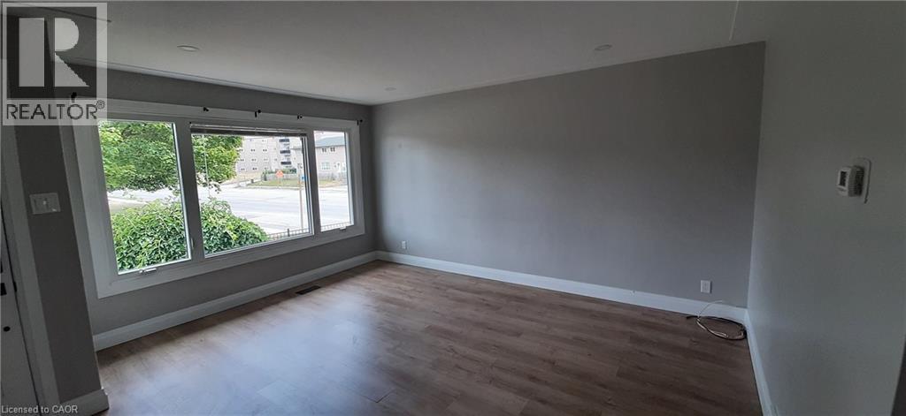 199 Jansen Avenue Unit# Upper Property Photo 6