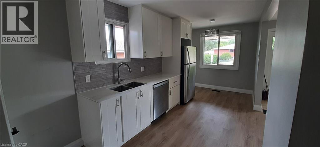 199 Jansen Avenue Unit# Upper Property Photo 14