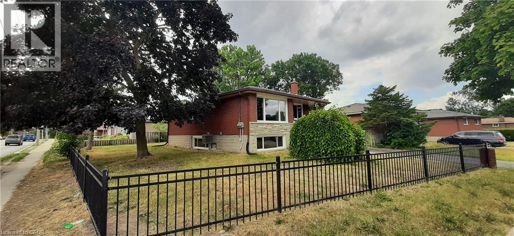 199 Jansen Avenue Unit# Upper Property Photo 37