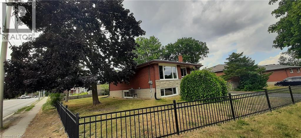 199 Jansen Avenue Unit# Upper Property Photo 39