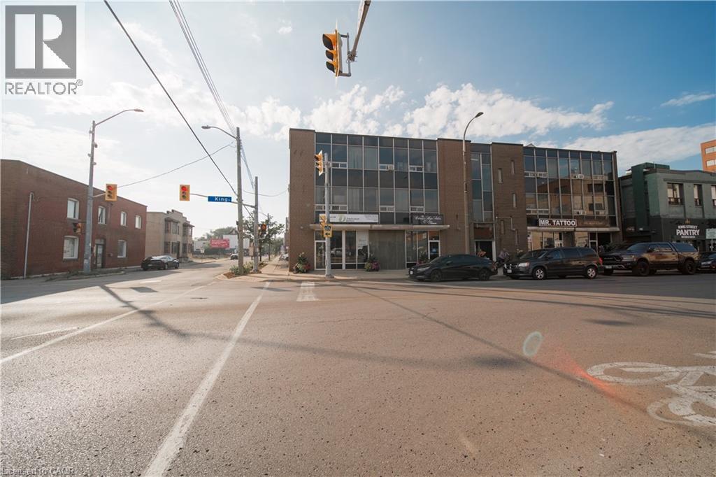 11 KING Street Property Photo 1