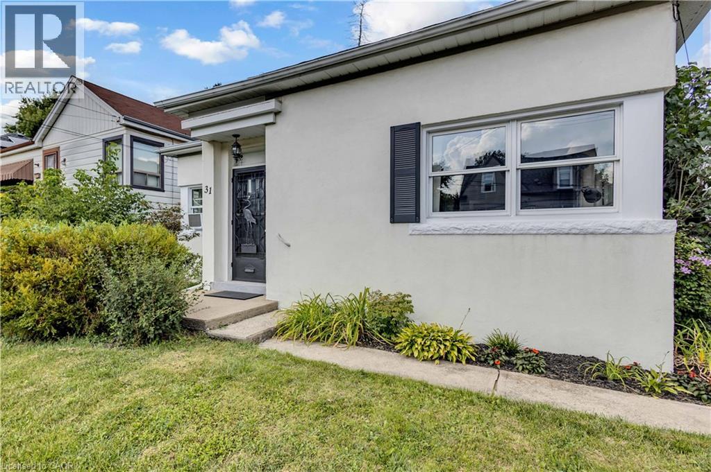 31 Scotia Avenue Property Photo 1