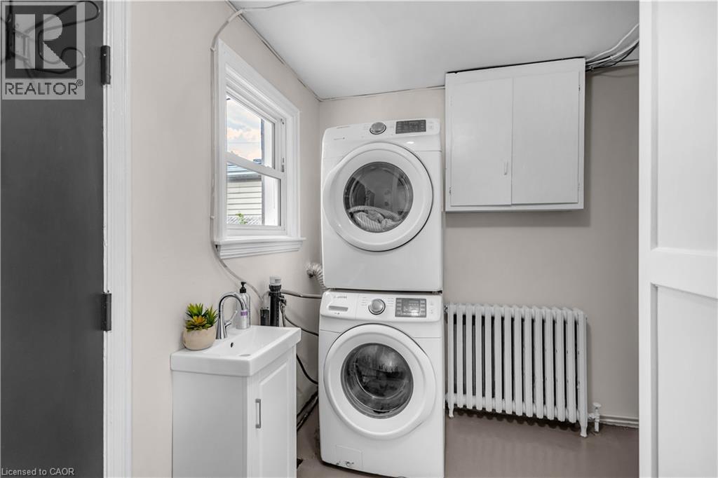 31 Scotia Avenue Property Photo 25