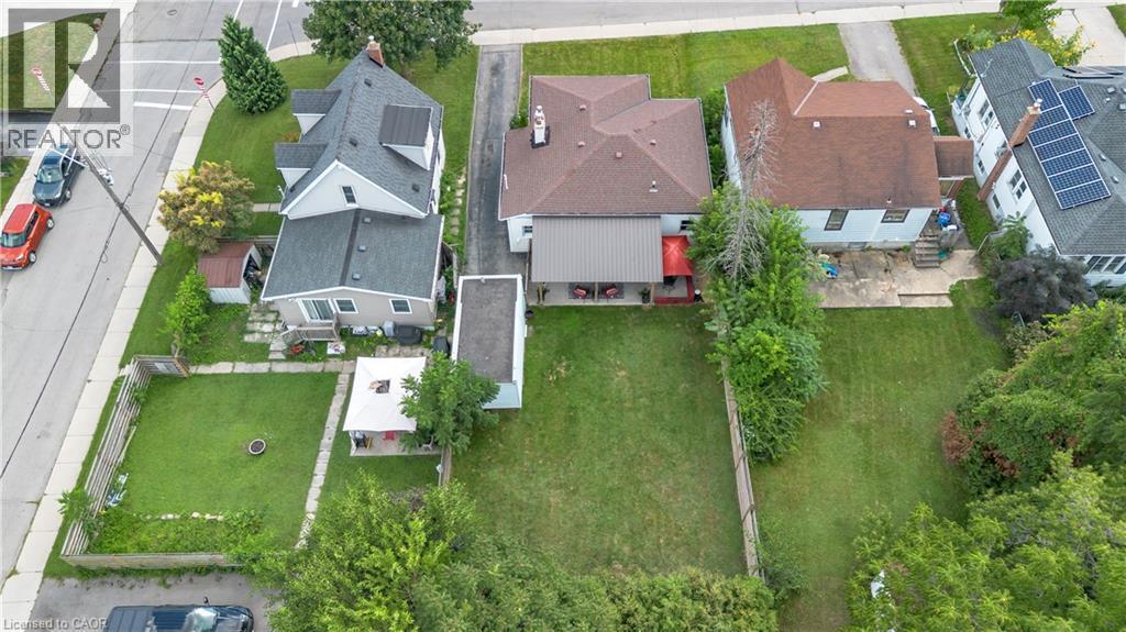 31 Scotia Avenue Property Photo 33