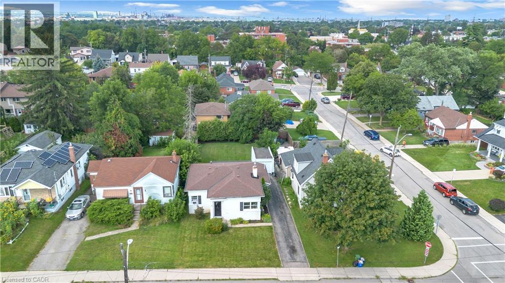 31 Scotia Avenue Property Photo 36